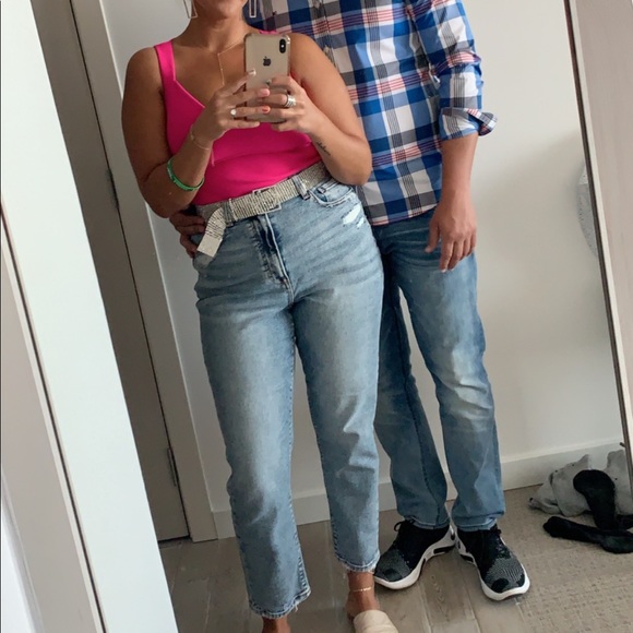 Bright pink top! - Picture 5 of 6